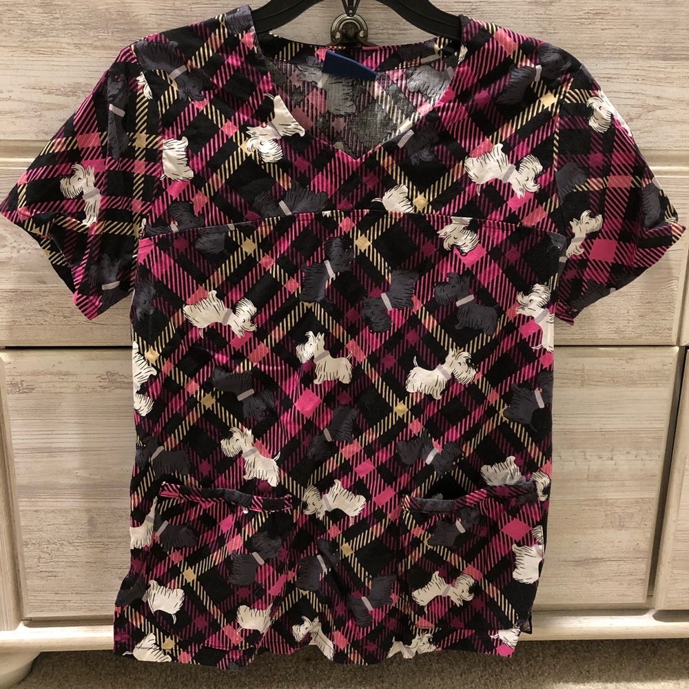 scrub top